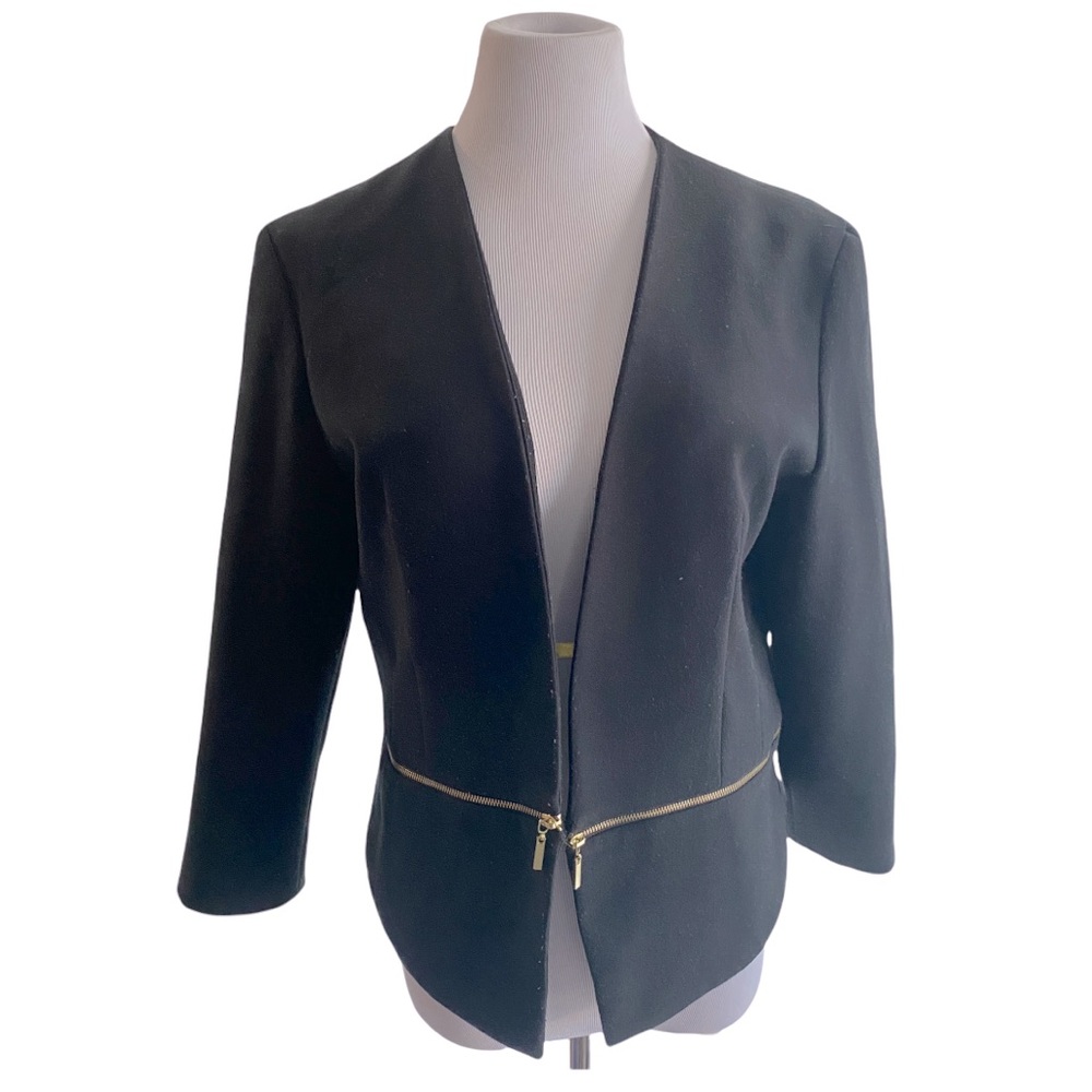 Cropped Black Functional Zipper Blazer